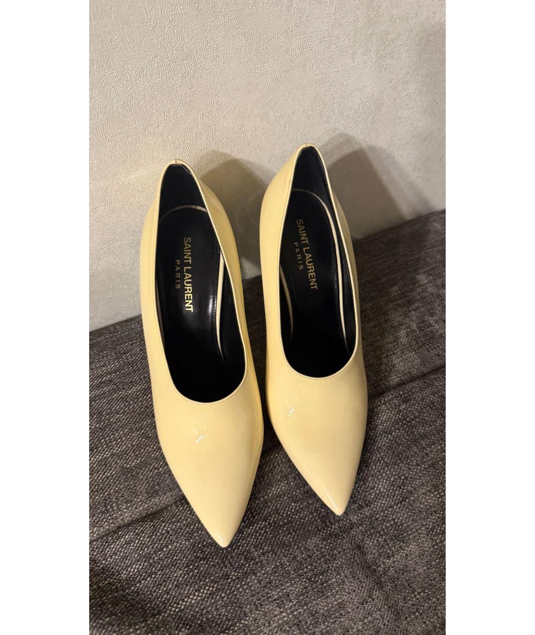 SAINT LAURENT Бежевые ботильоны из лакированной кожи, фото 2