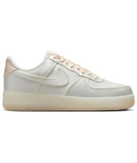 NIKE Кроссовки