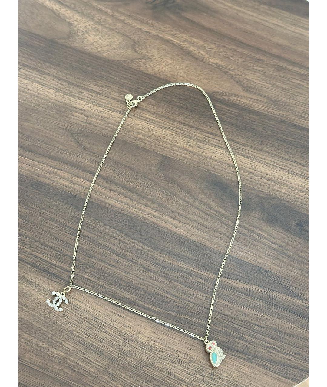 CHANEL Золотая металлическая подвеска, фото 4