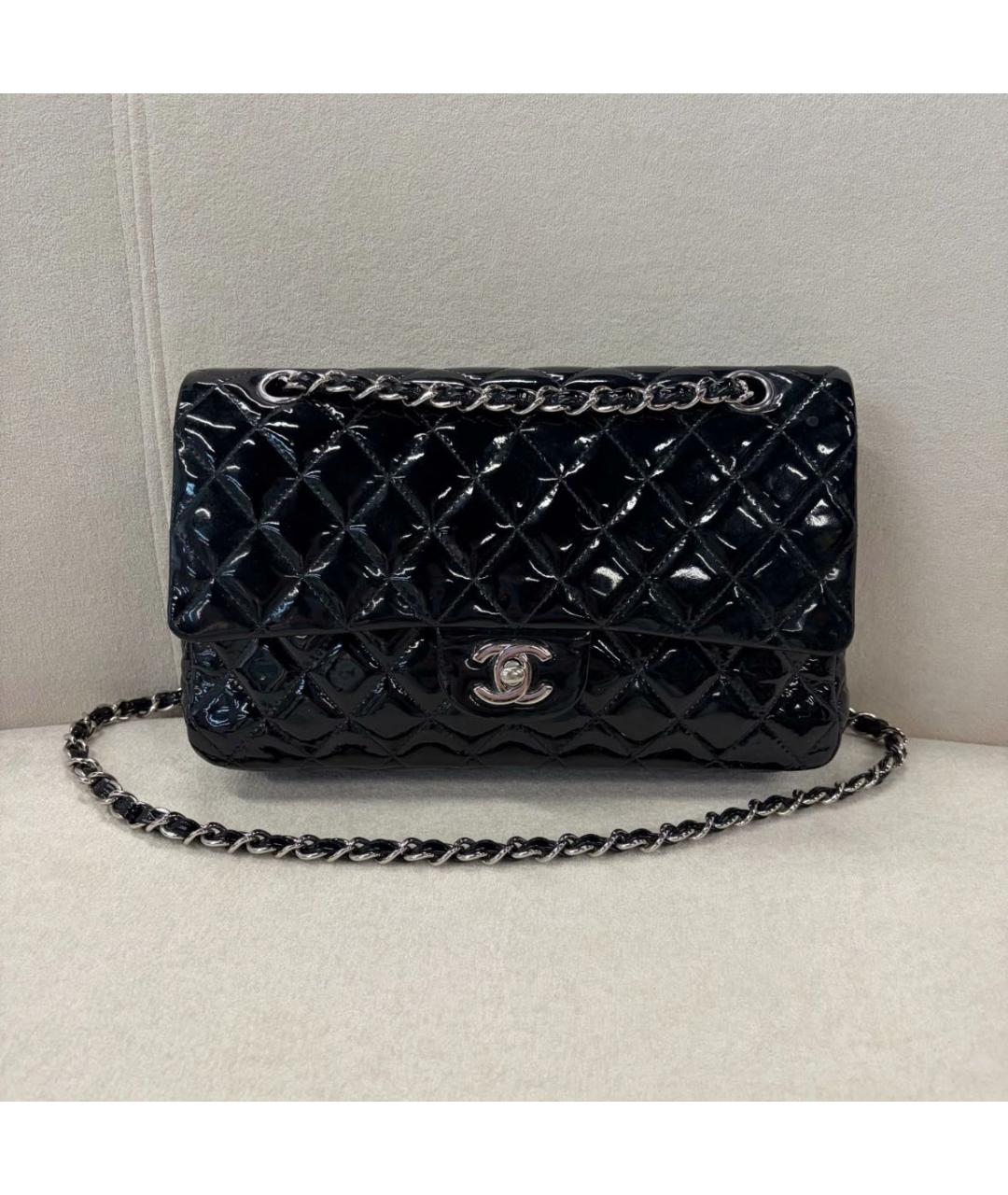 CHANEL Черная сумка через плечо из лакированной кожи, фото 7