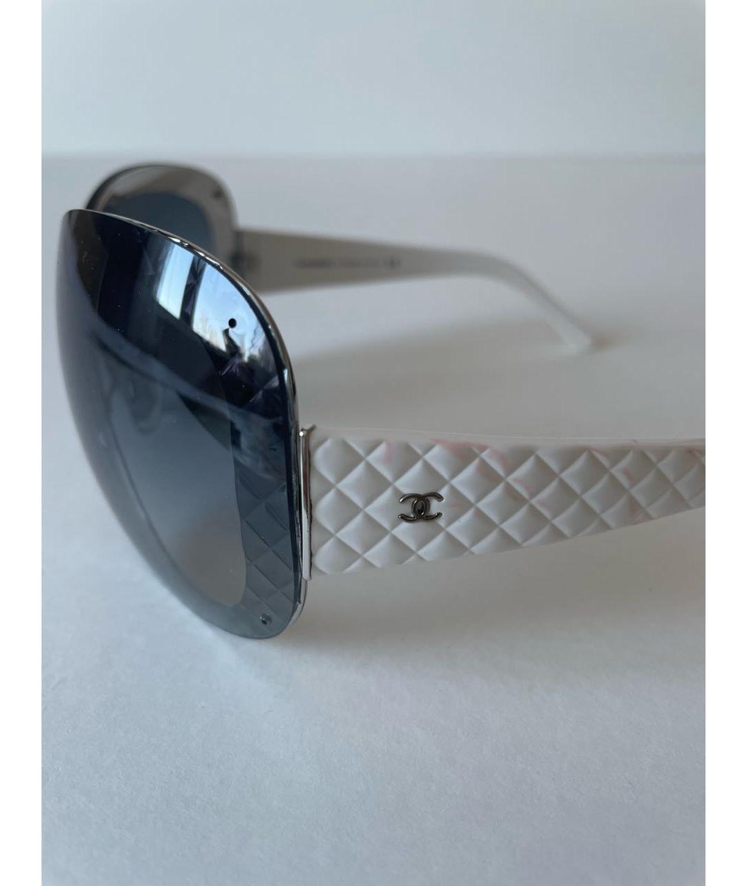 CHANEL Антрацитовые пластиковые солнцезащитные очки, фото 3