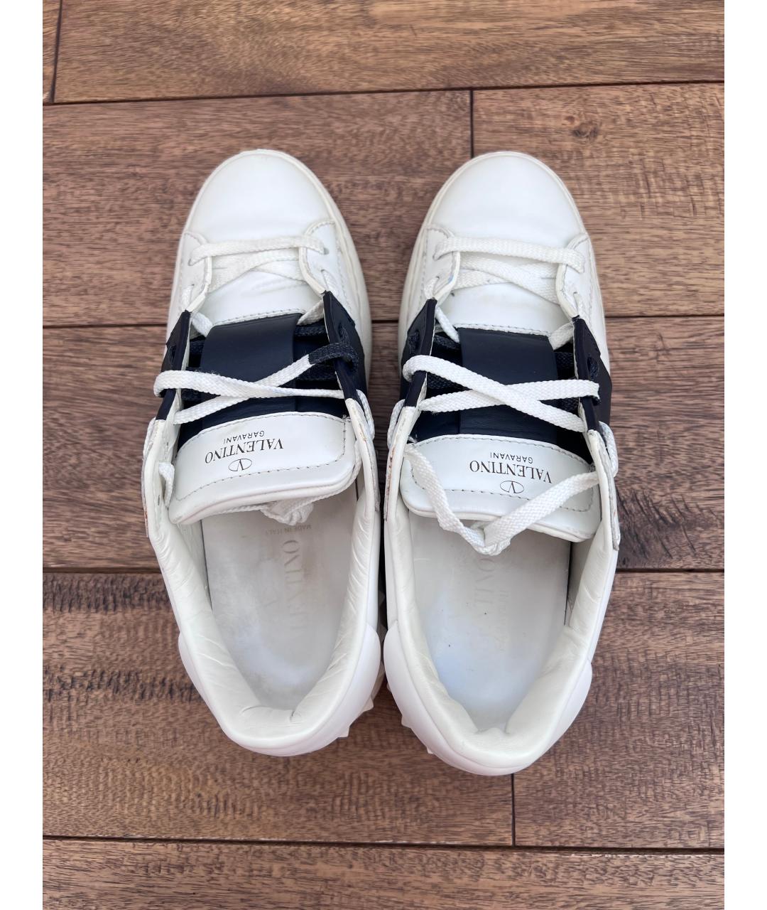 VALENTINO Белые кожаные кроссовки, фото 3