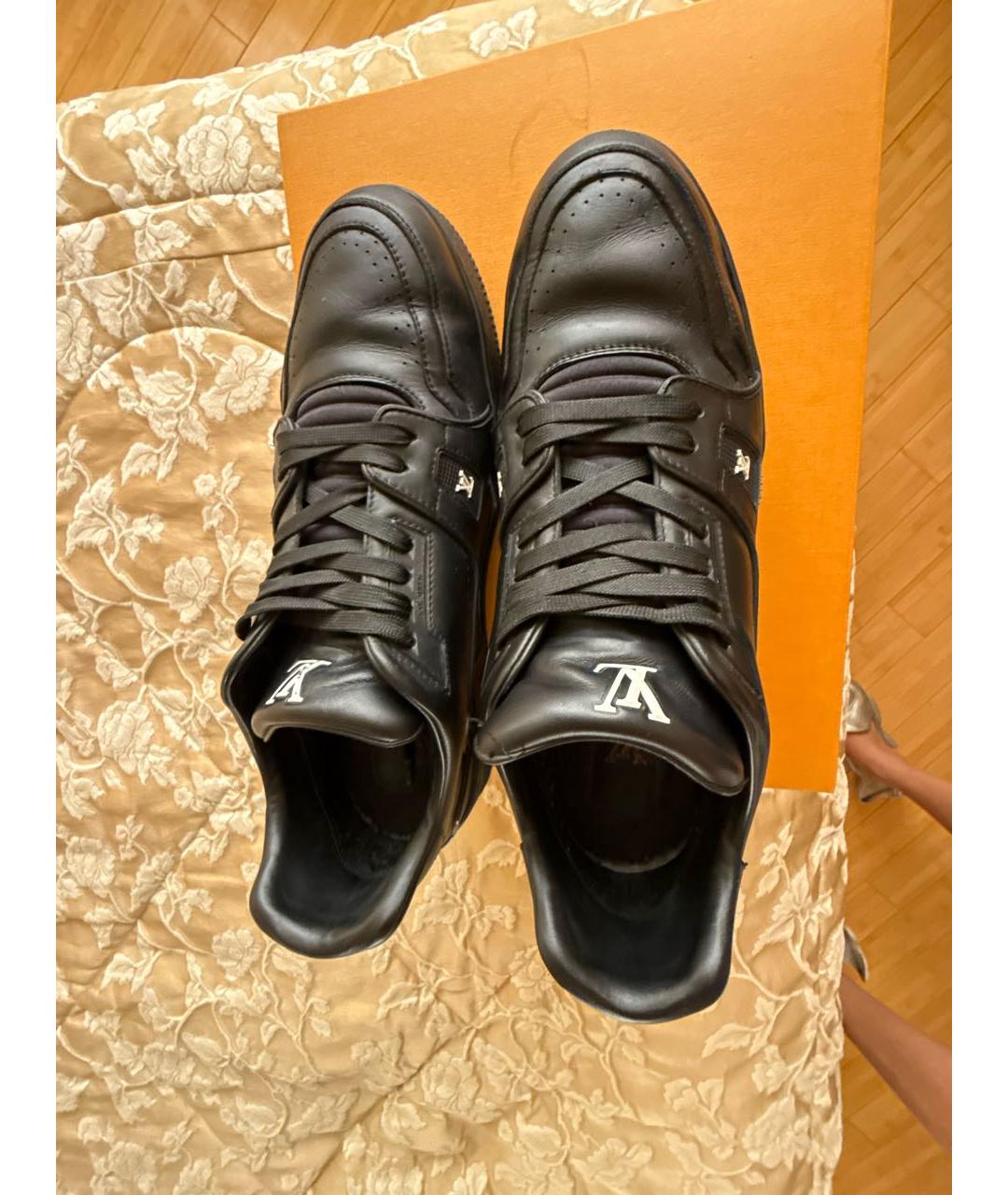 LOUIS VUITTON Черные кожаные низкие кроссовки / кеды, фото 3