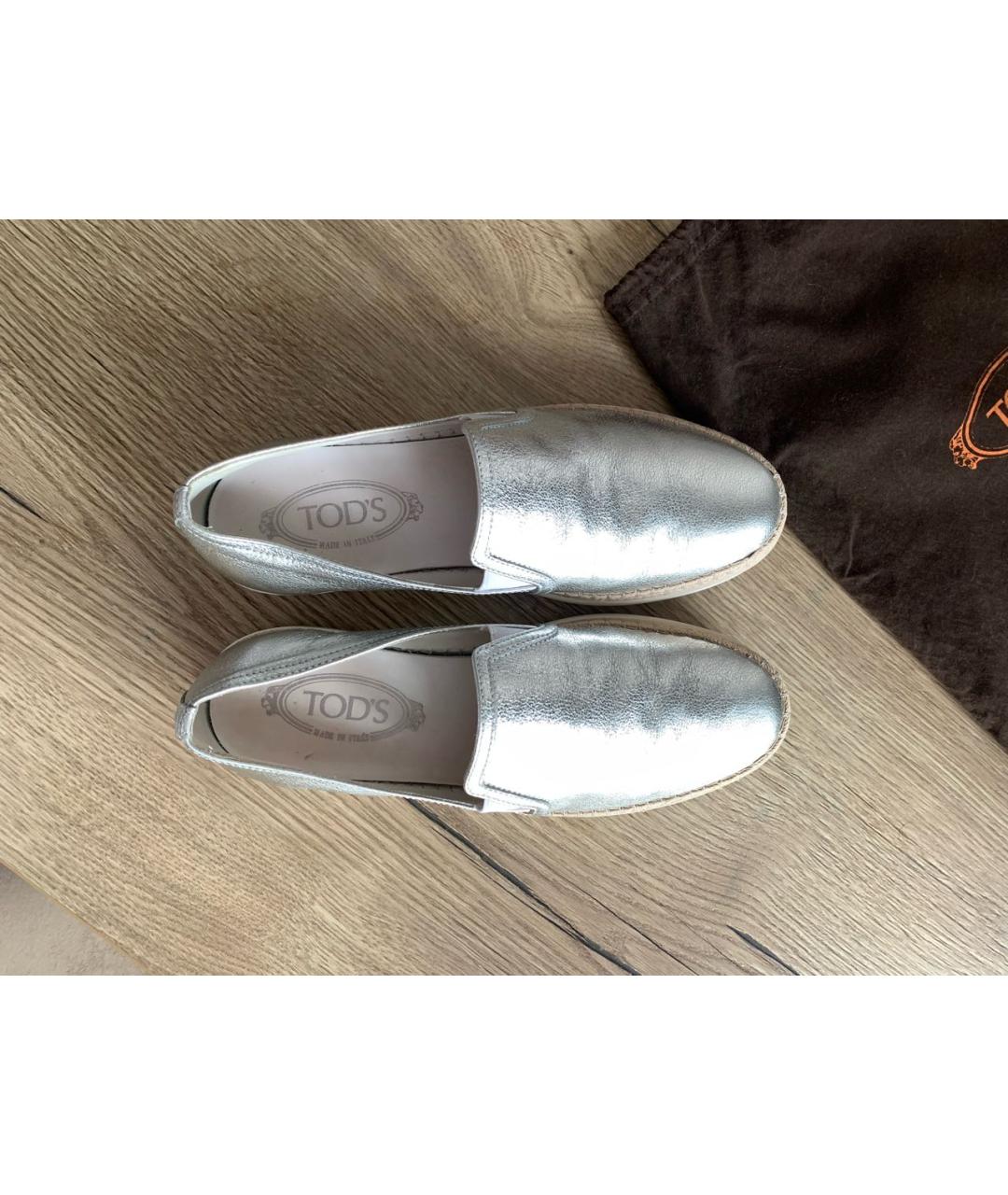 TOD'S Серебряные кожаные слипоны, фото 3