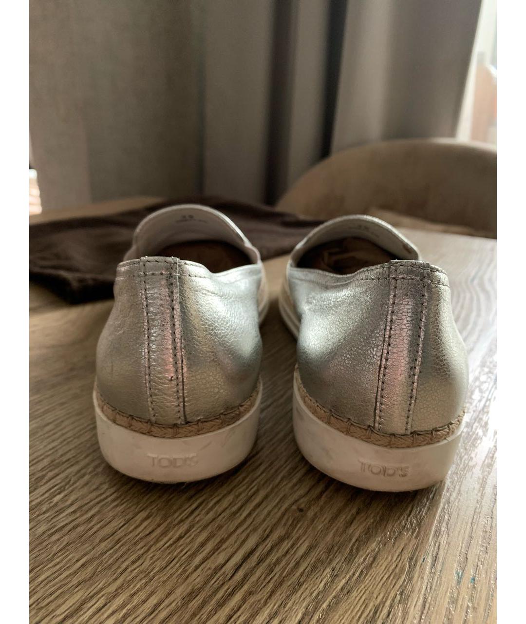 TOD'S Серебряные кожаные слипоны, фото 4