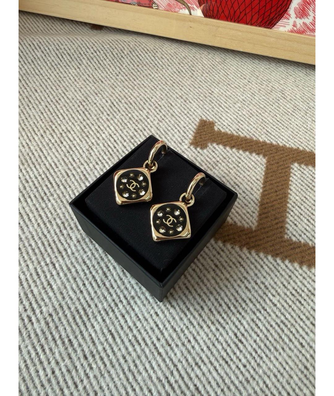 CHANEL Золотые серьги, фото 2