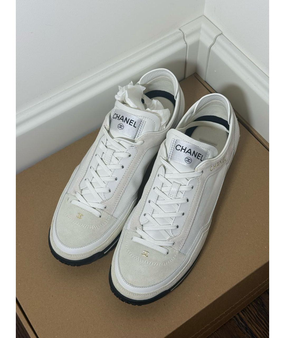CHANEL Белые кожаные кеды, фото 2