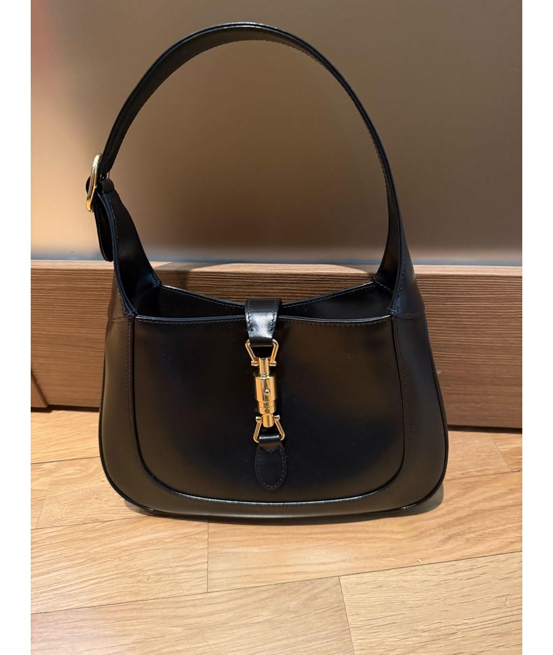 GUCCI Черная сумка через плечо из лакированной кожи, фото 5