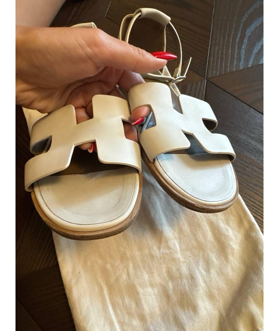 HERMES Белые сандалии из лакированной кожи, фото 4