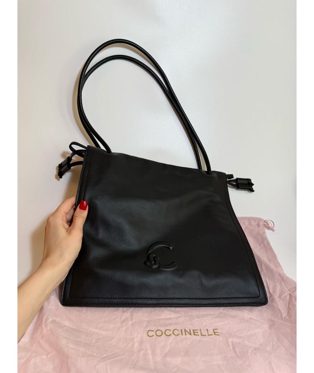 COCCINELLE Черная кожаная сумка с короткими ручками, фото 6