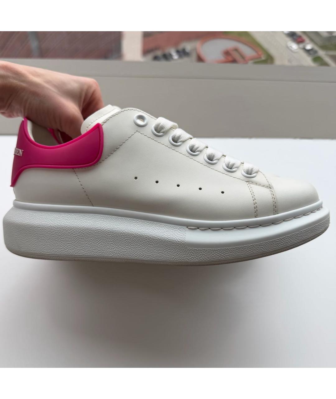 ALEXANDER MCQUEEN Белые кожаные кроссовки, фото 3