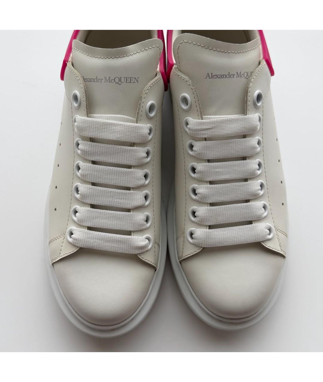 ALEXANDER MCQUEEN Белые кожаные кроссовки, фото 2