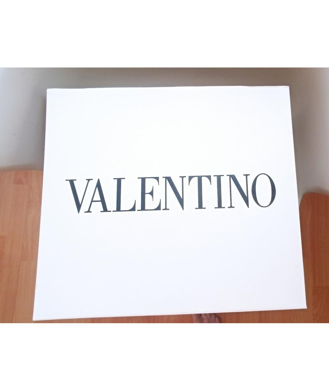 VALENTINO Бежевая кожаная сумка тоут, фото 6