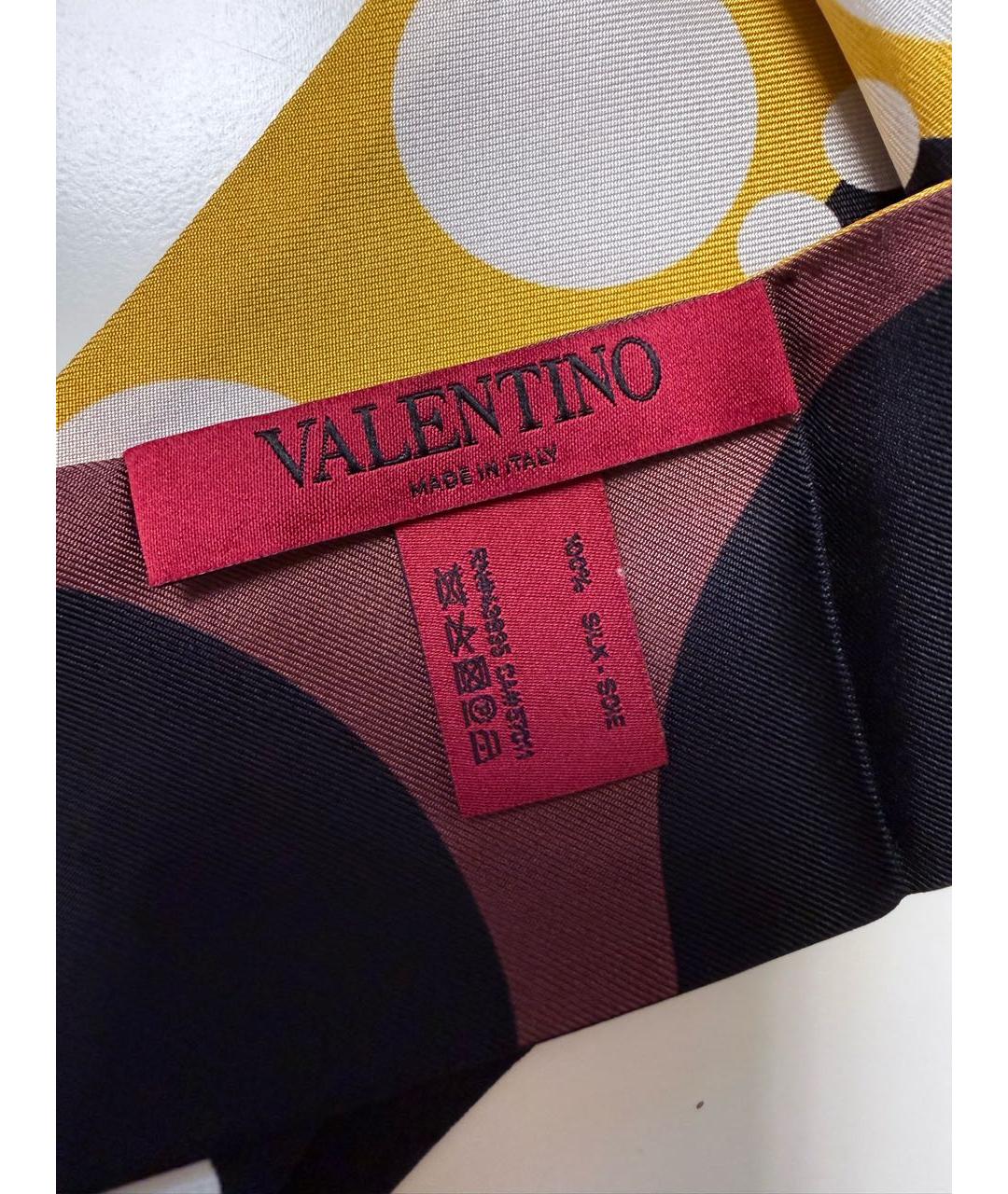 VALENTINO Золотой шелковый шарф, фото 4
