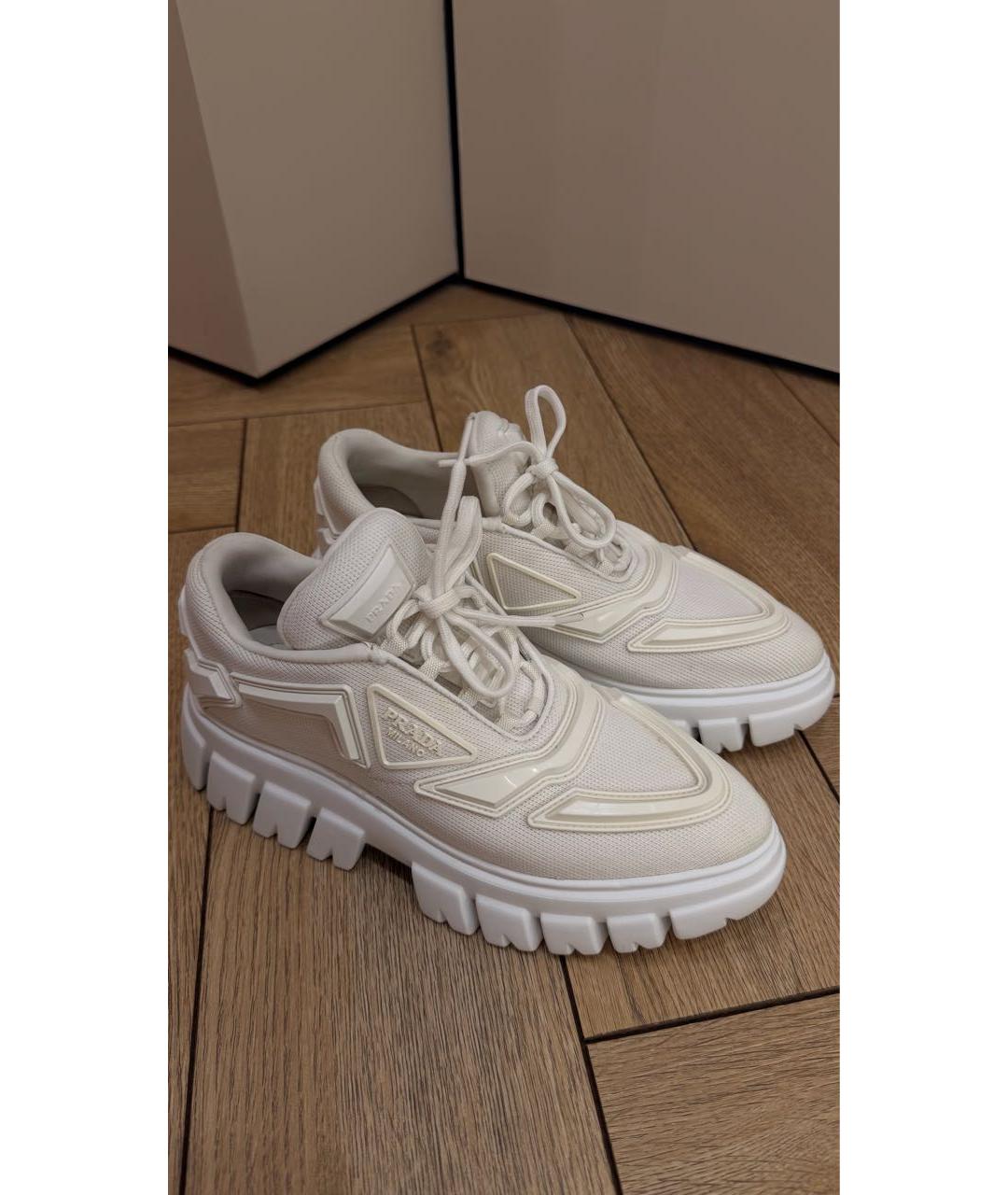 PRADA Белые синтетические кеды, фото 2