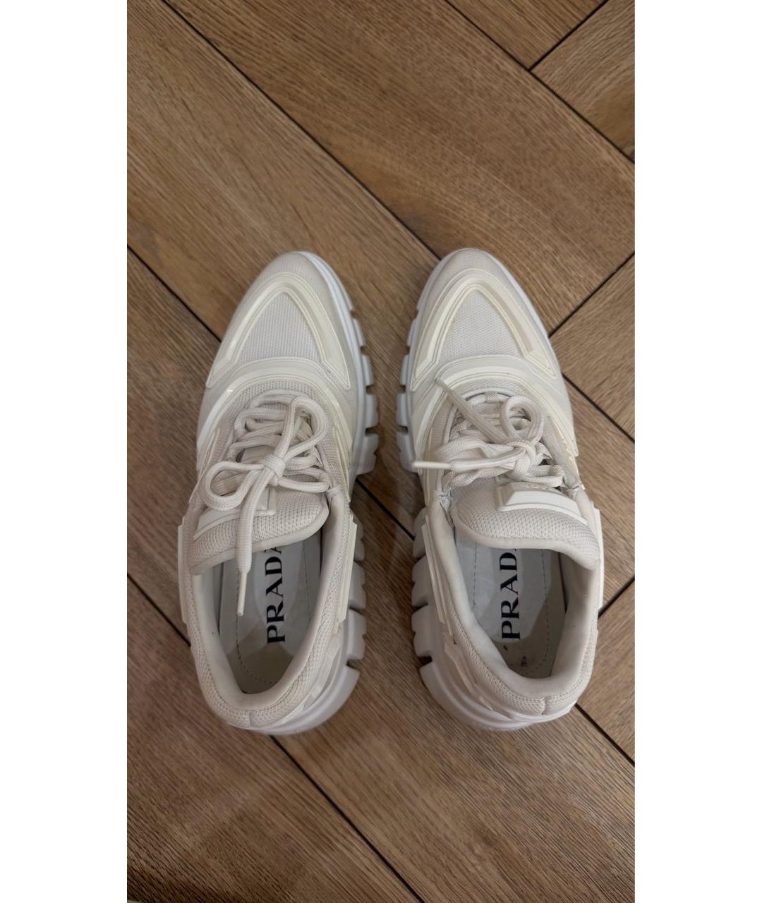 PRADA Белые синтетические кеды, фото 3