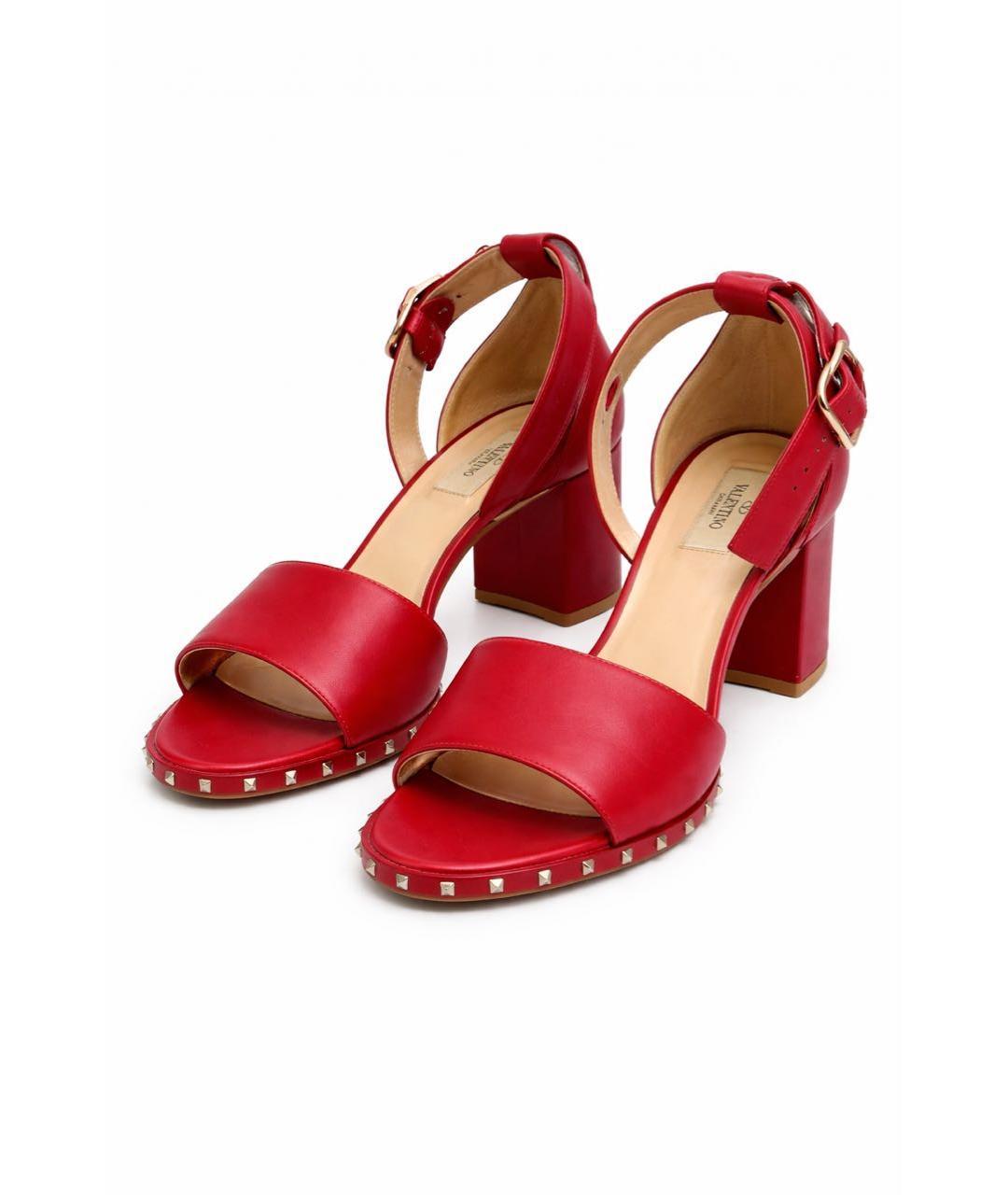 VALENTINO Красные кожаные босоножки, фото 2