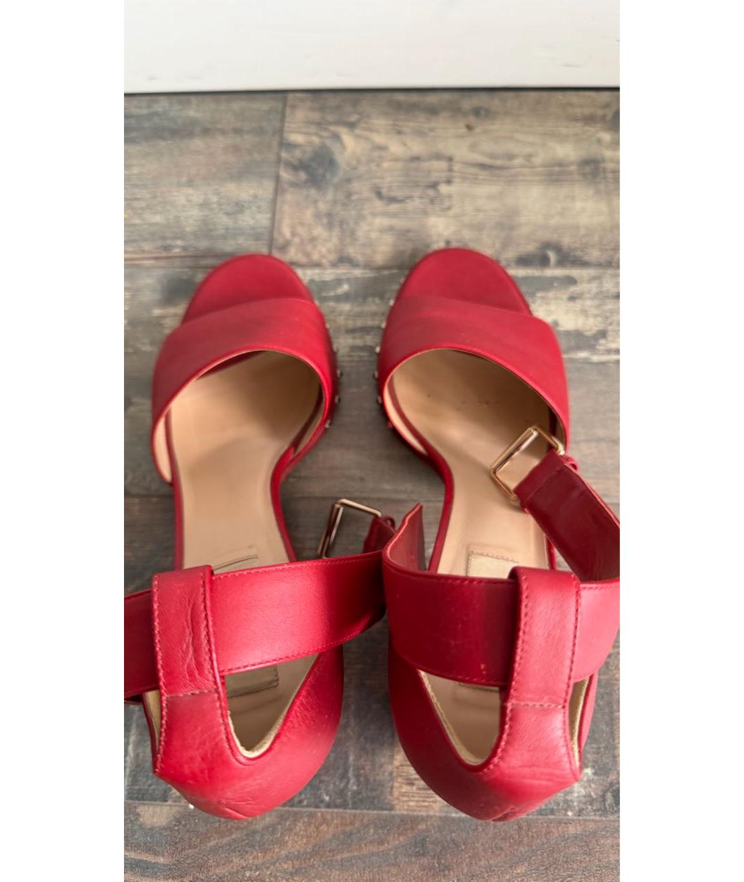 VALENTINO Красные кожаные босоножки, фото 4