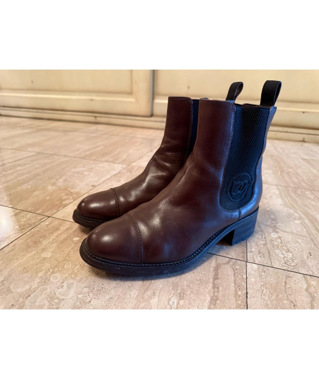 CHANEL Коричневые кожаные ботинки, фото 3