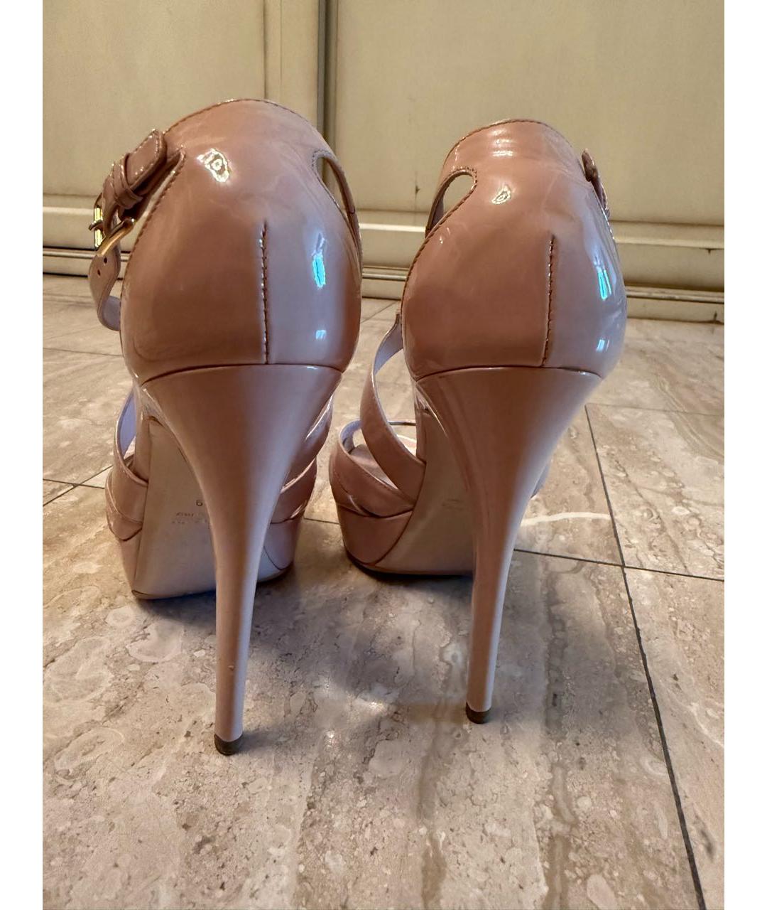 MIU MIU Бежевые босоножки из лакированной кожи, фото 4