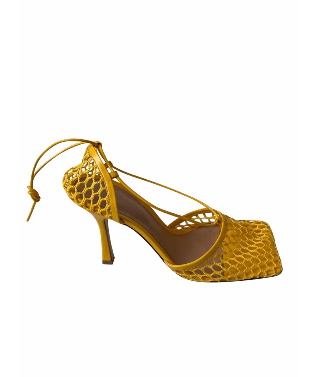 BOTTEGA VENETA Желтые босоножки, фото 1