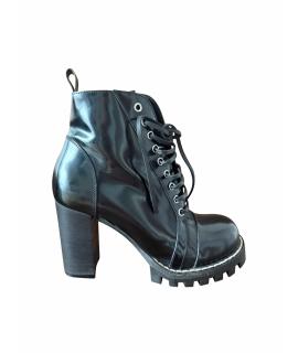 LOUIS VUITTON Ботинки