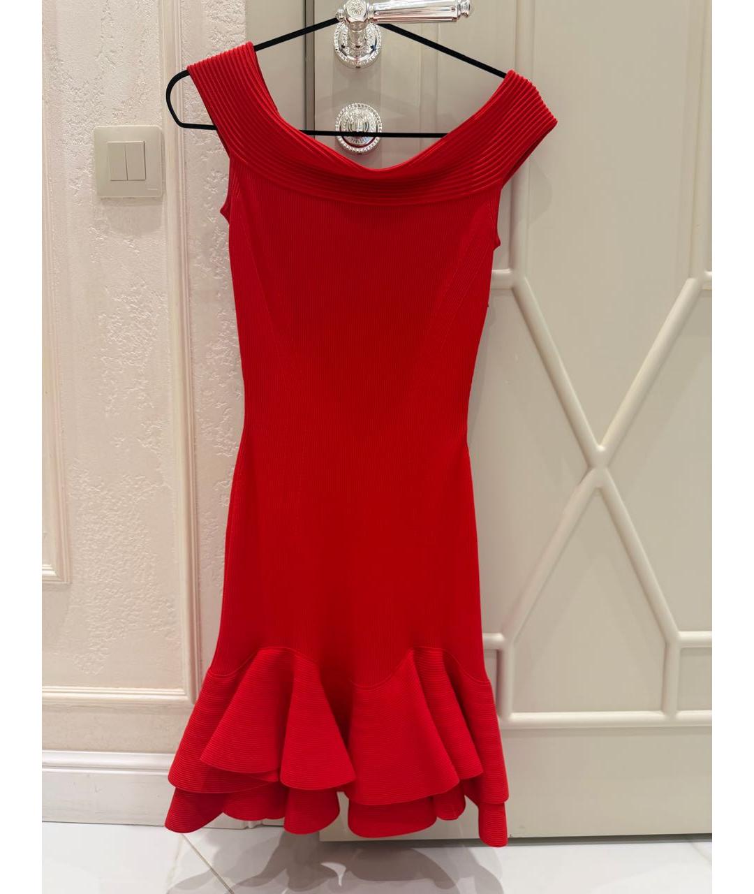 ALEXANDER MCQUEEN Красное вискозное коктейльное платье, фото 2