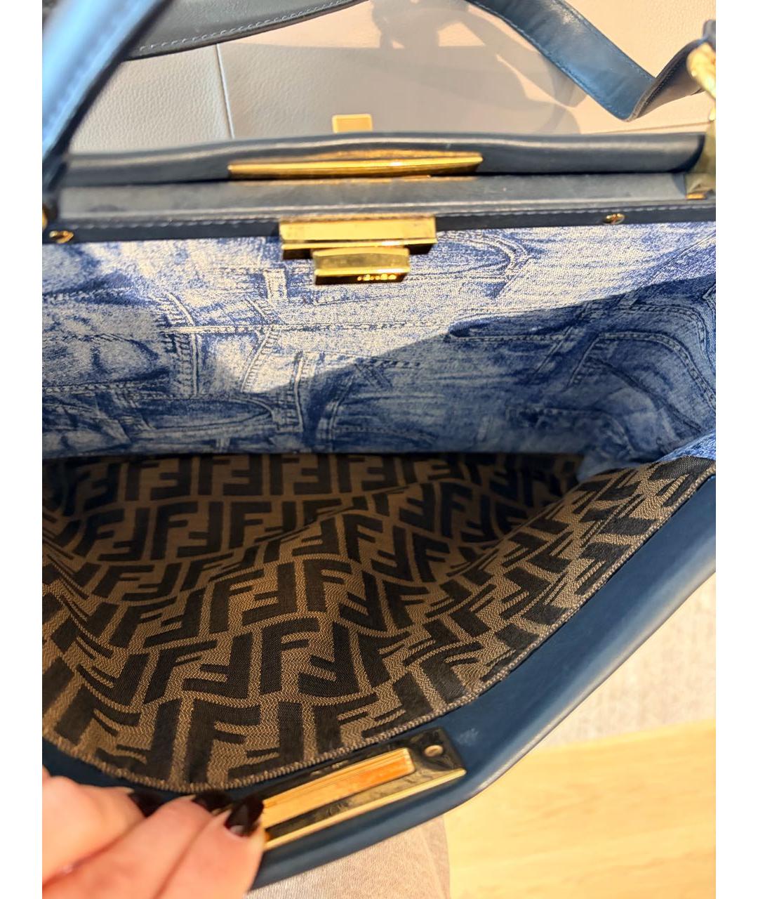 FENDI Темно-синяя кожаная сумка через плечо, фото 3