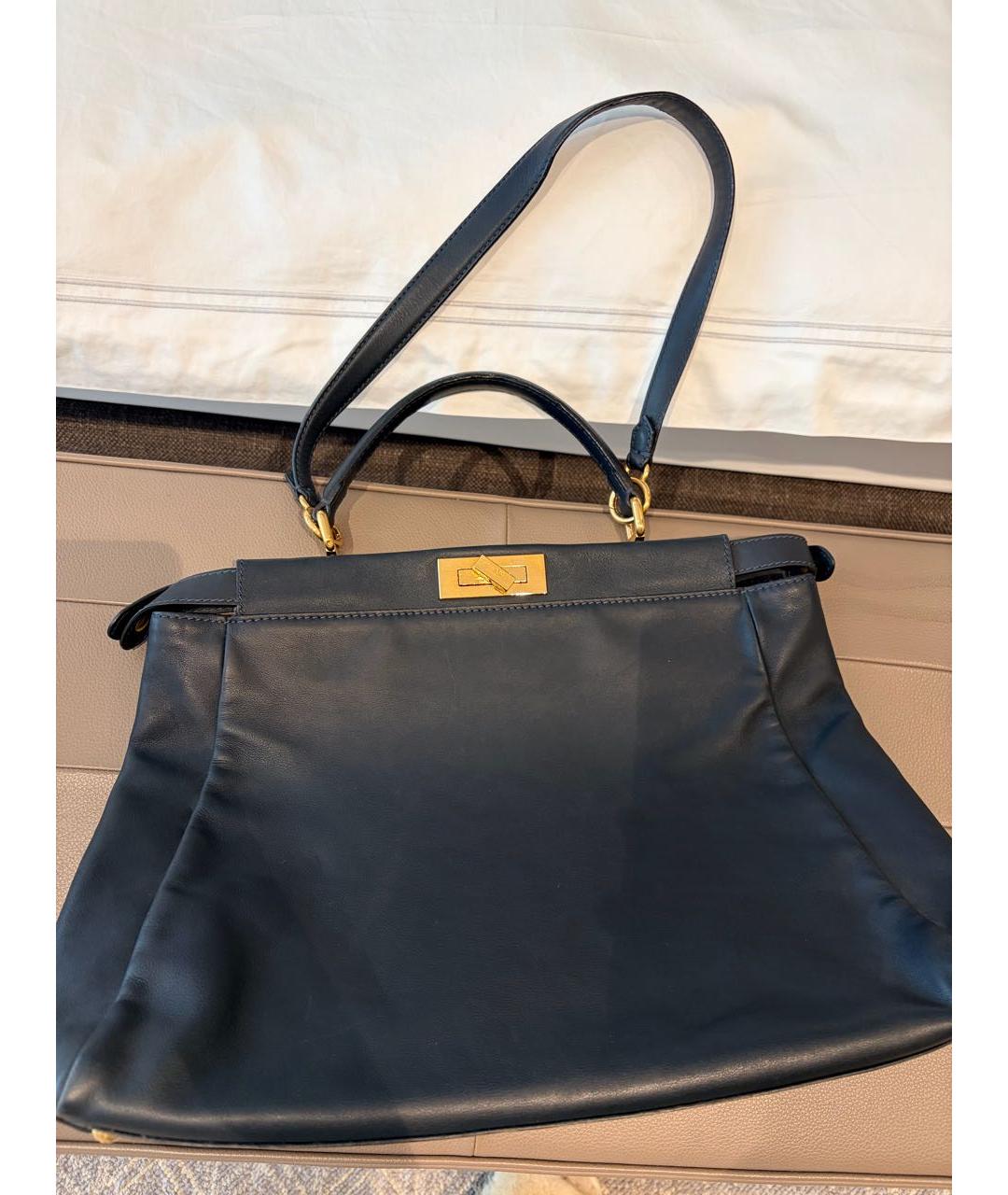 FENDI Темно-синяя кожаная сумка через плечо, фото 5