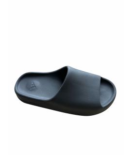 ADIDAS YEEZY Шлепанцы