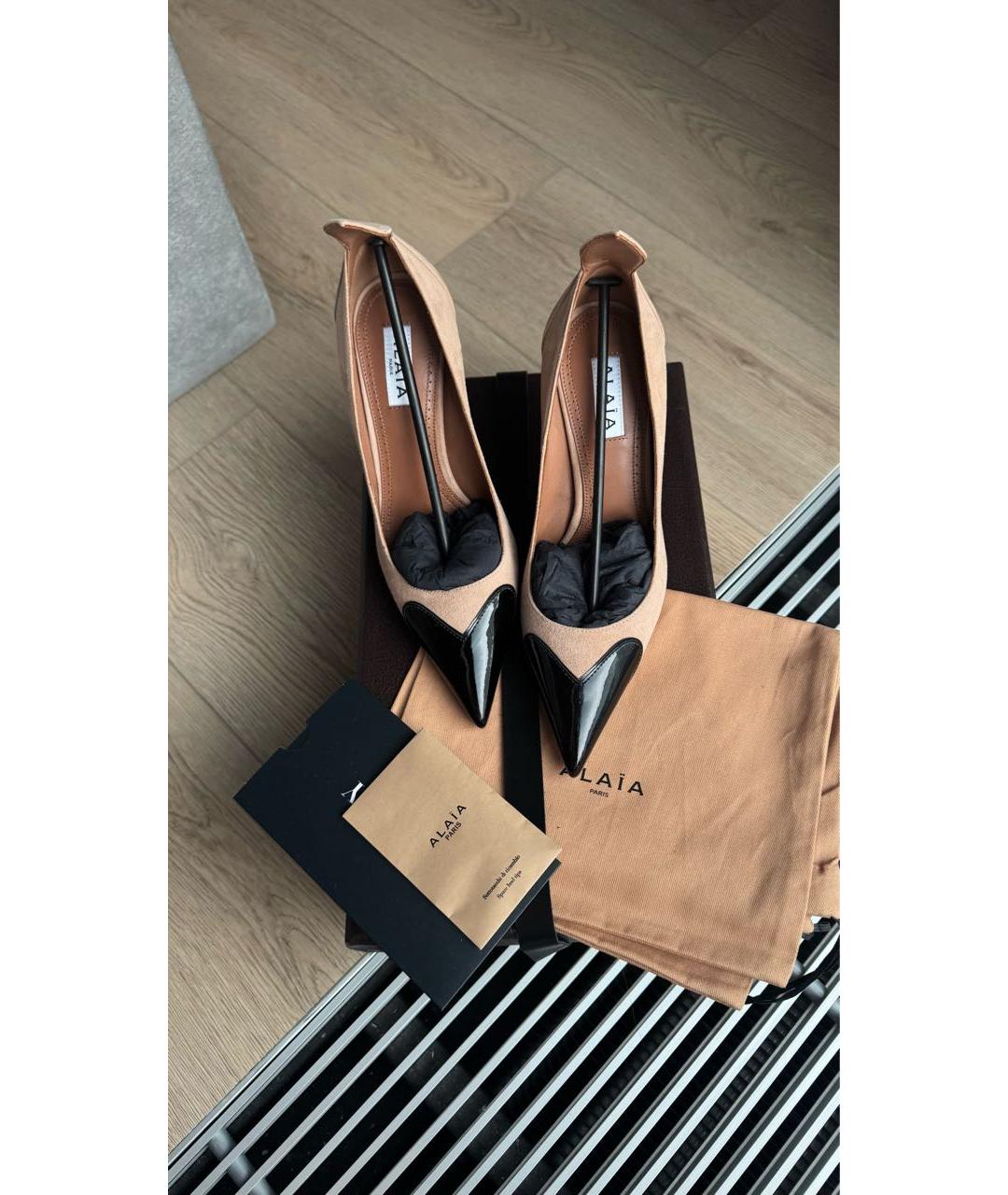ALAIA Бежевые замшевые туфли, фото 3