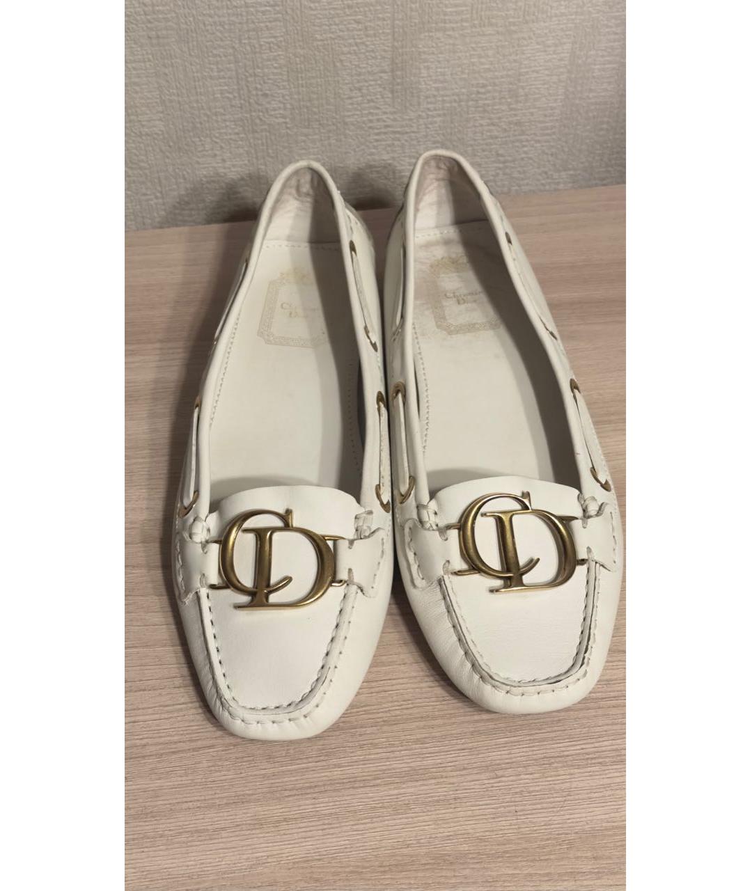CHRISTIAN DIOR Белые кожаные мокасины, фото 2