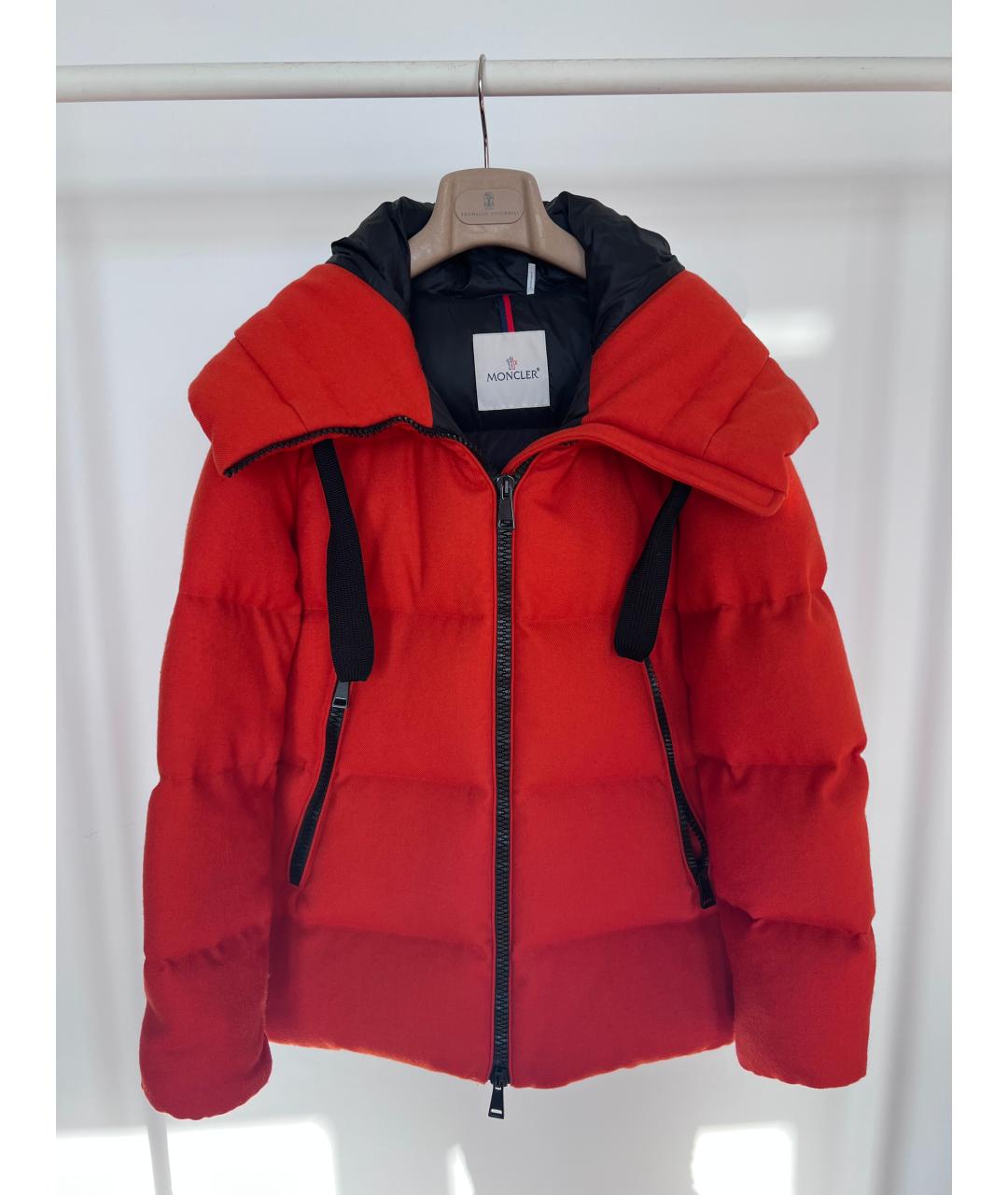 MONCLER Красный шерстяной пуховик, фото 3