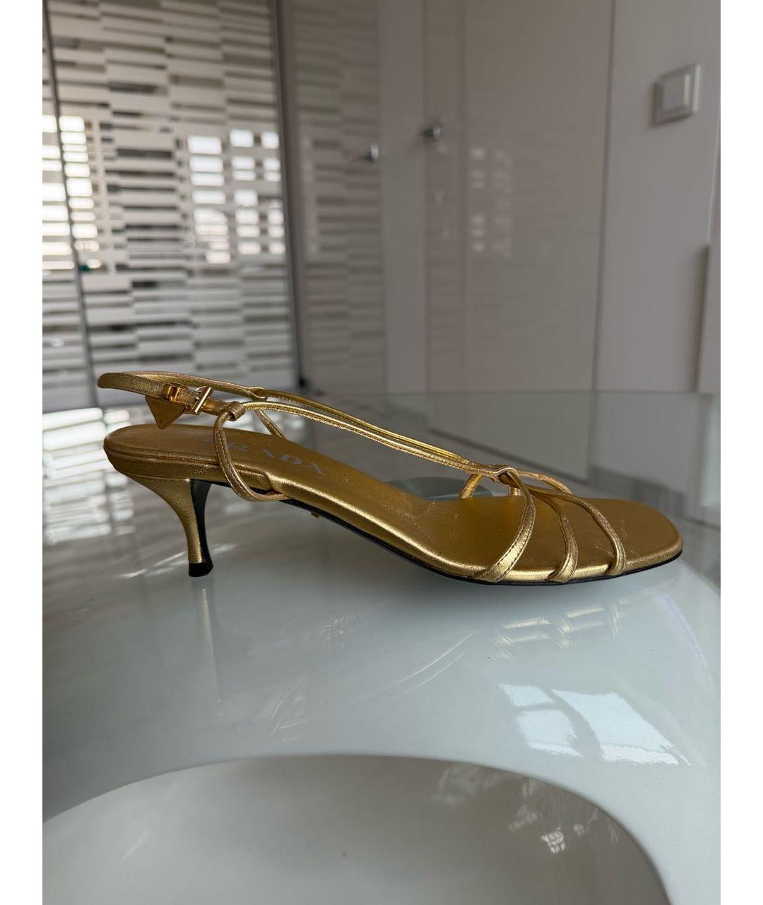 PRADA Золотые кожаные босоножки, фото 9