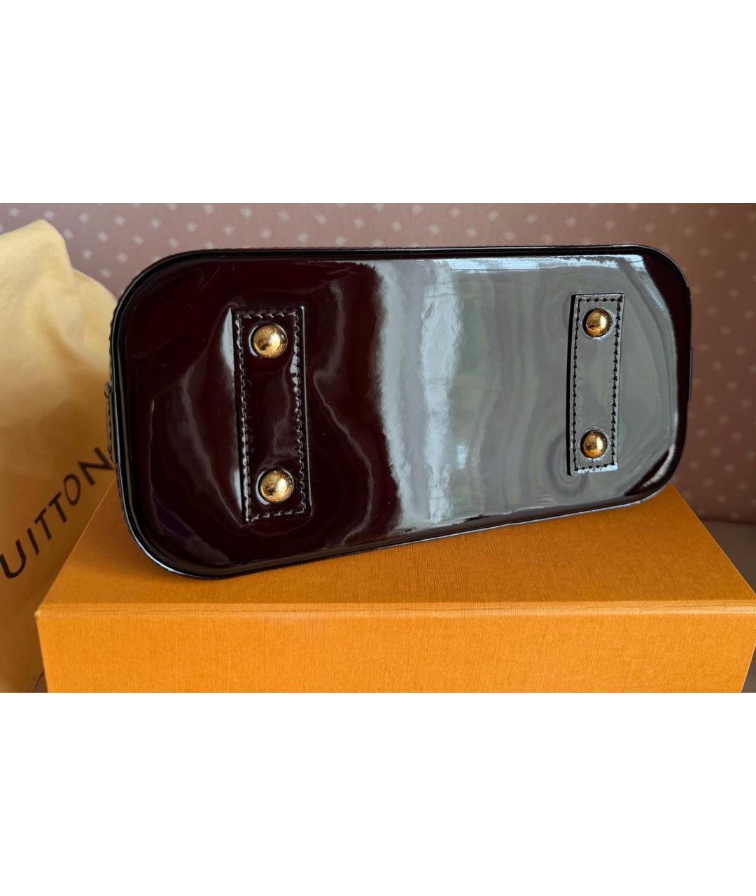 LOUIS VUITTON Бордовая сумка с короткими ручками из лакированной кожи, фото 4