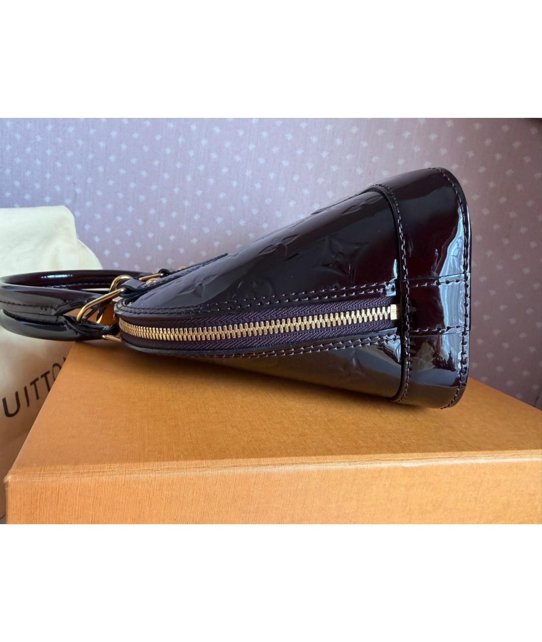 LOUIS VUITTON Бордовая сумка с короткими ручками из лакированной кожи, фото 7