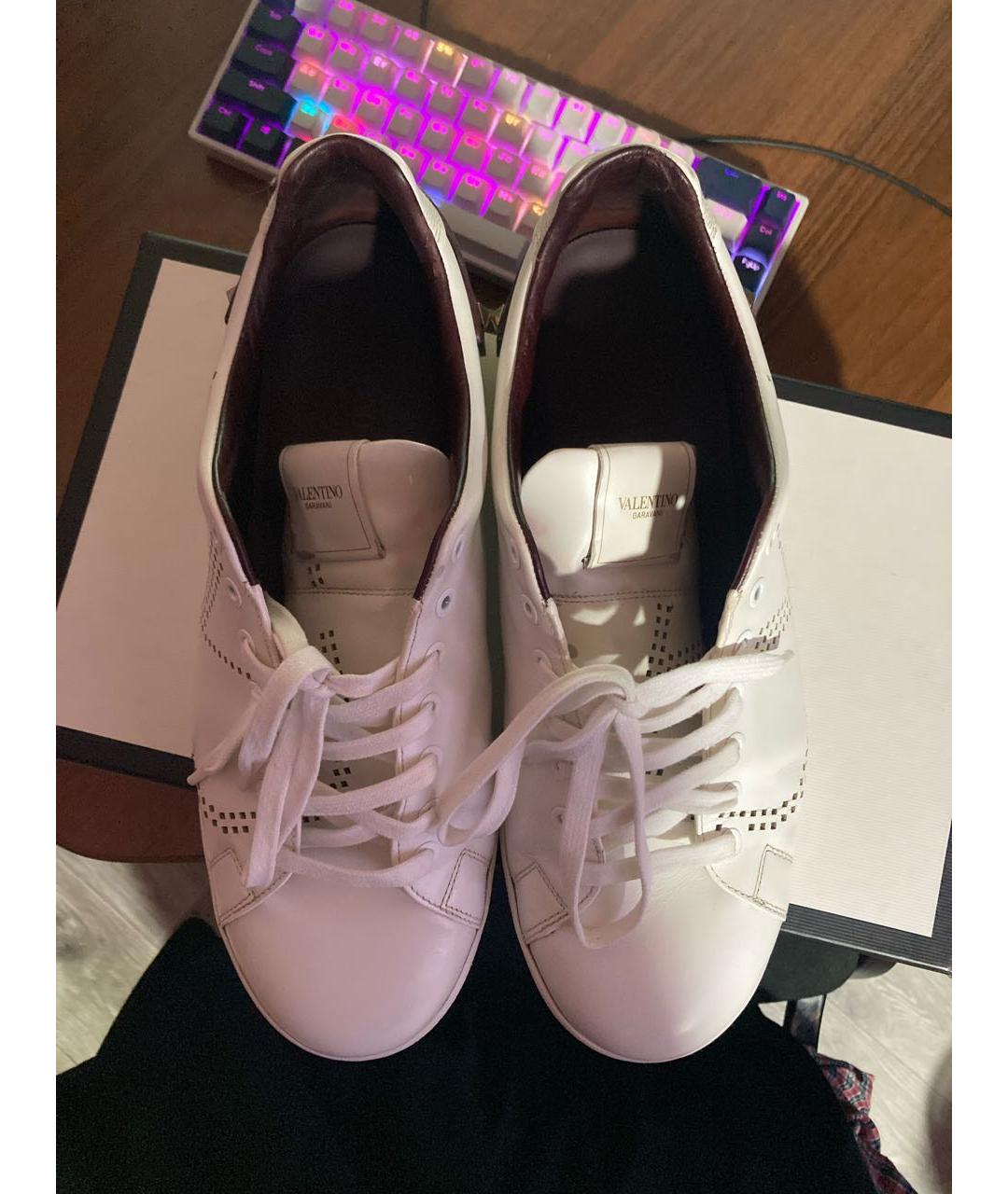 VALENTINO Белые кожаные низкие кроссовки / кеды, фото 3