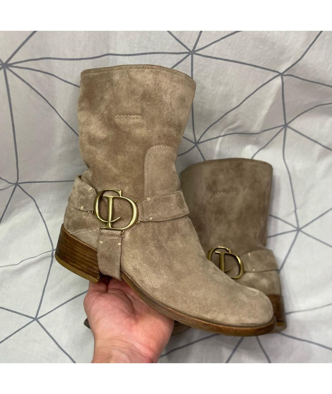 CHRISTIAN DIOR Бежевые замшевые сапоги, фото 6