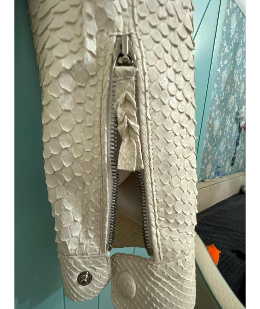 ROBERTO CAVALLI Белая кожаная куртка, фото 6