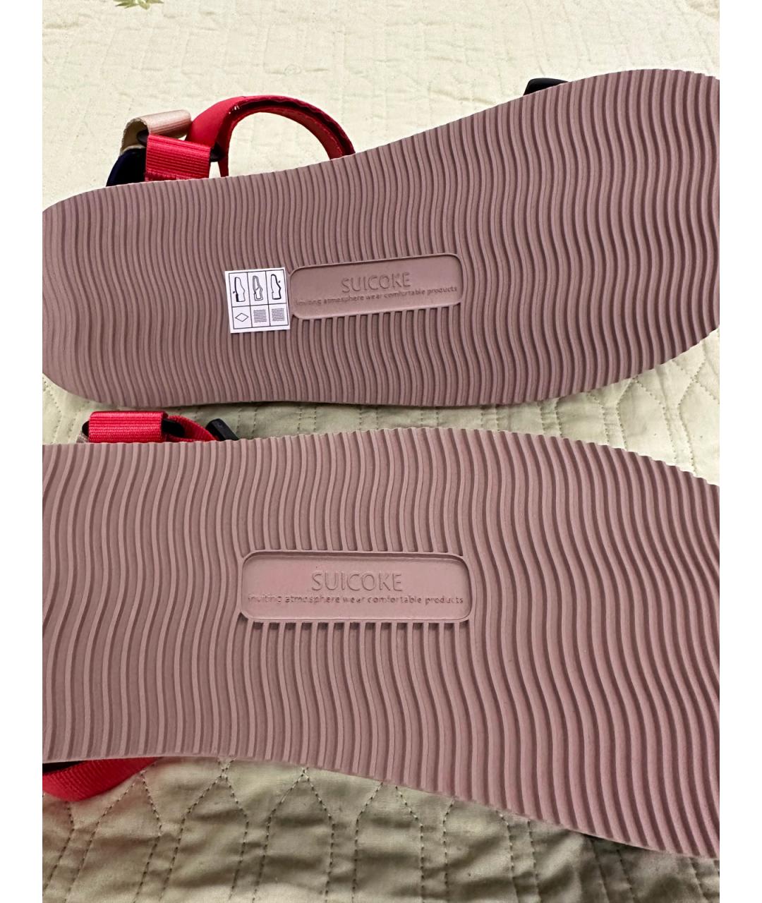 SUICOKE Красные сандалии, фото 7
