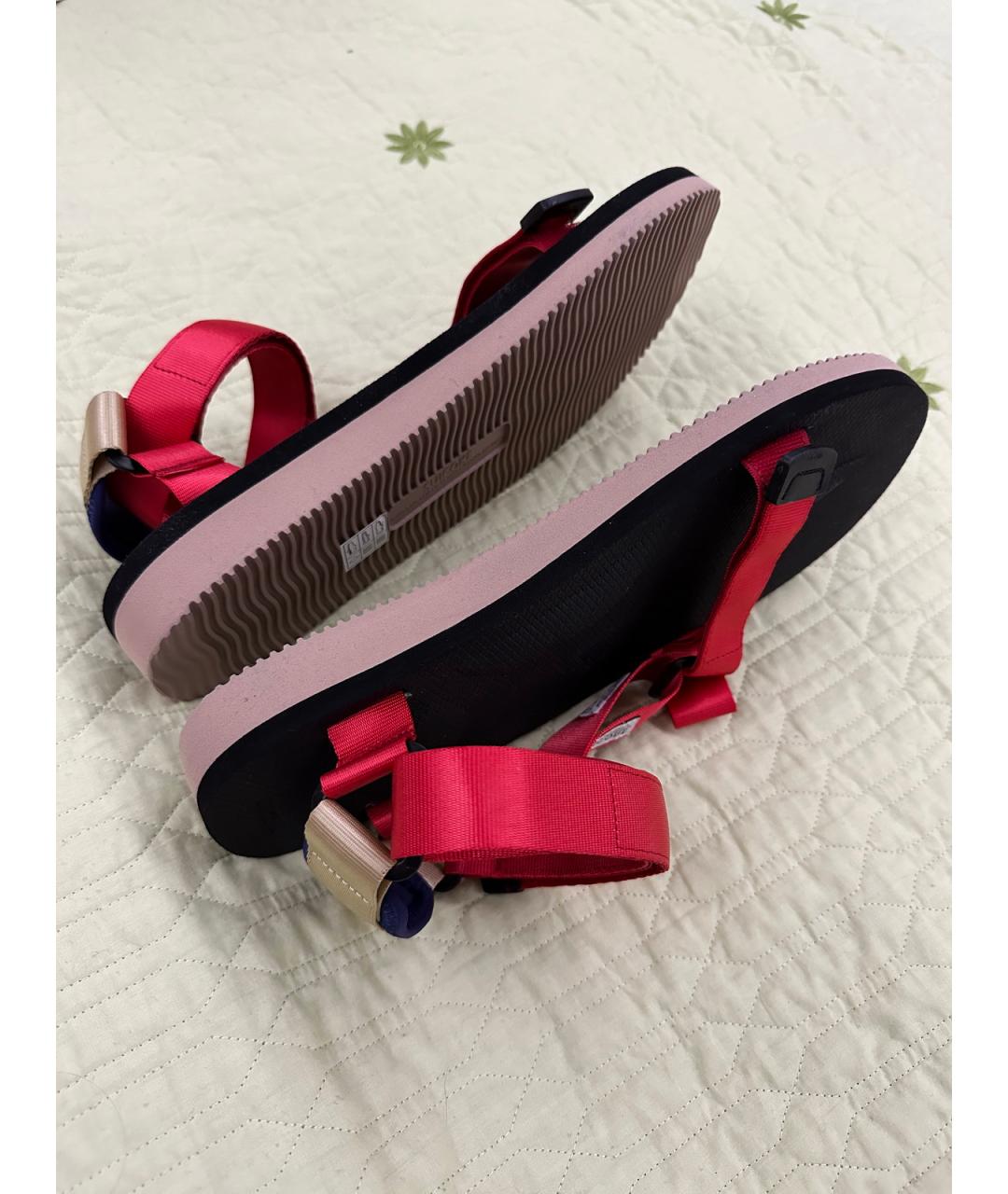 SUICOKE Красные сандалии, фото 6