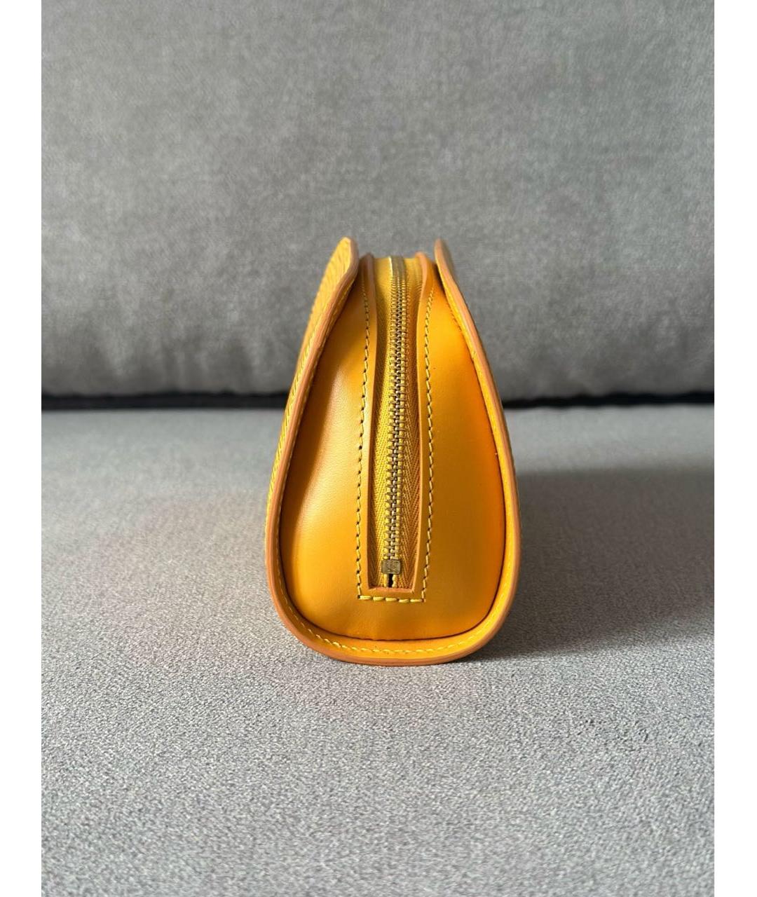 LOUIS VUITTON Желтая кожаная косметичка, фото 7