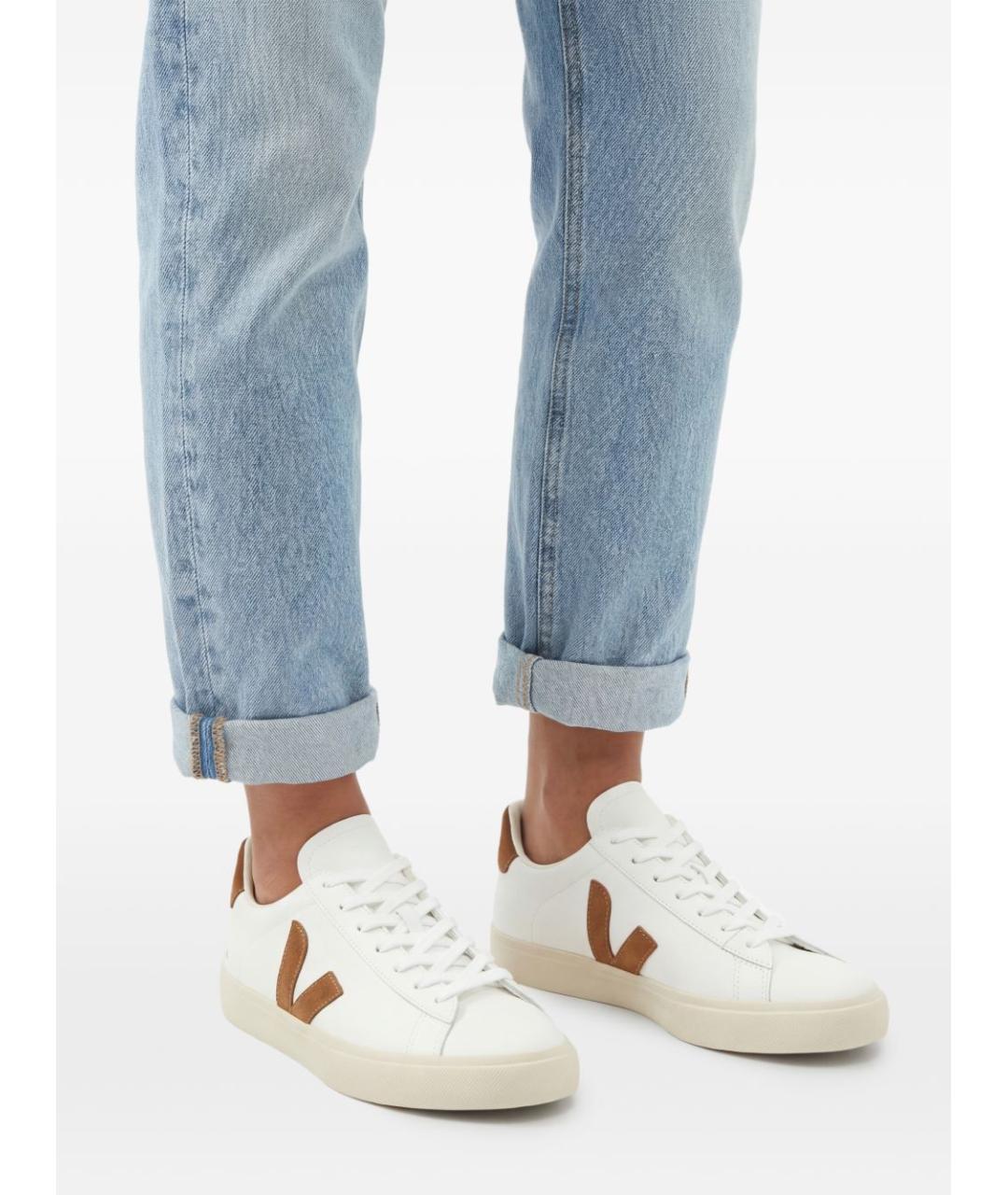 VEJA Белые кожаные низкие кроссовки / кеды, фото 5
