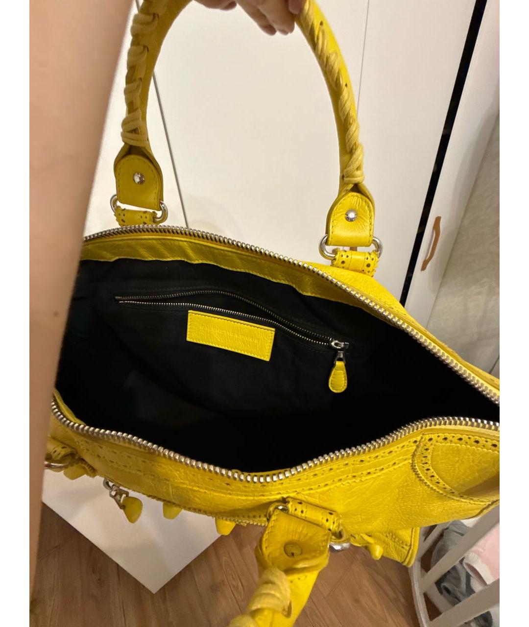 BALENCIAGA Желтая кожаная сумка с короткими ручками, фото 4