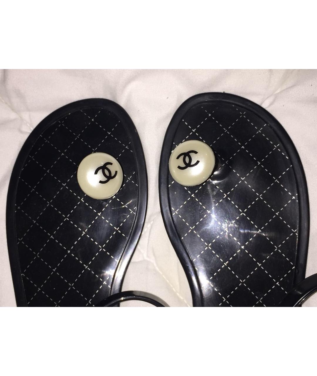 CHANEL Черные резиновые сандалии, фото 3