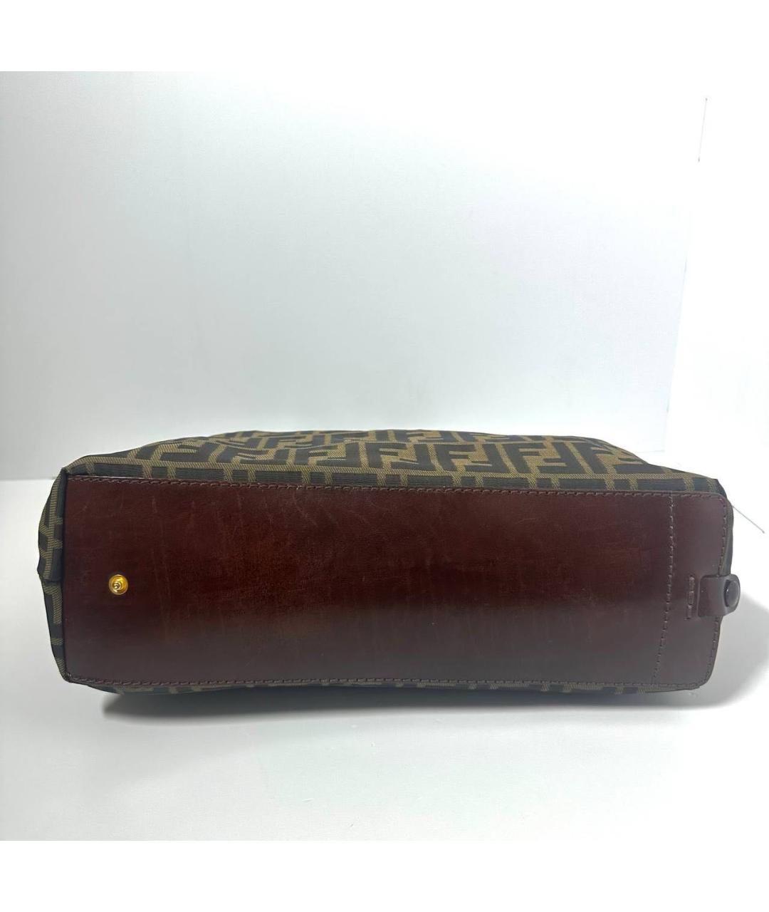 FENDI Коричневая сумка с короткими ручками, фото 4