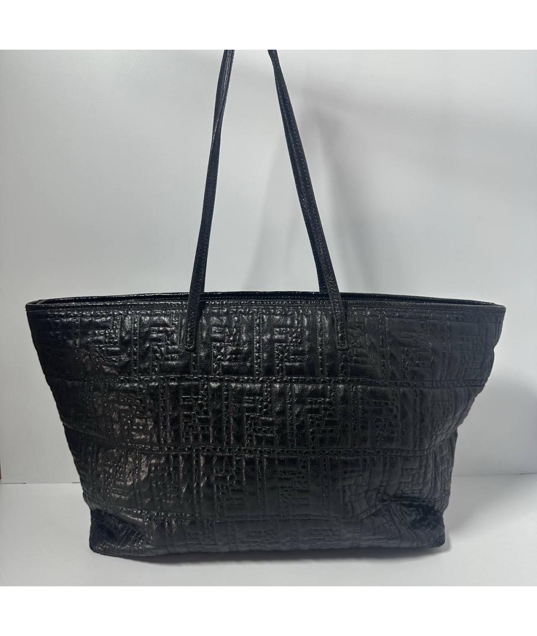 FENDI Черная сумка с короткими ручками, фото 5