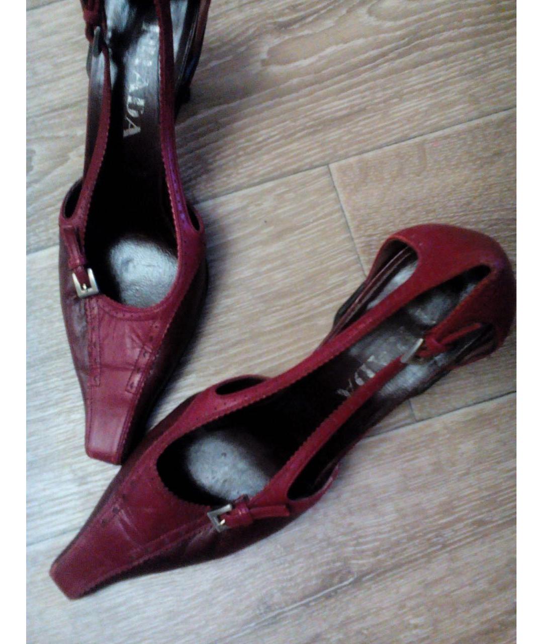 PRADA Бордовые кожаные туфли, фото 2