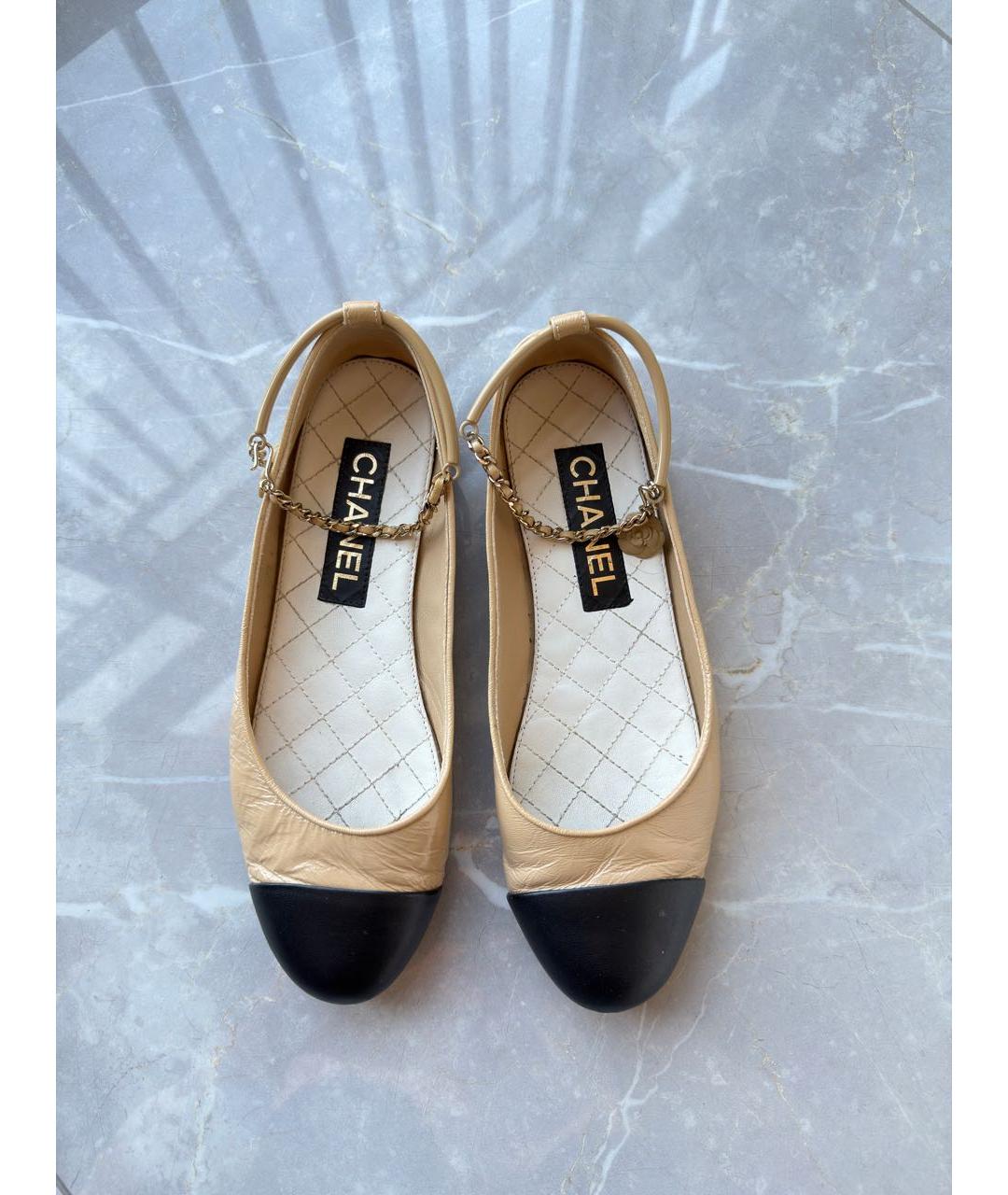 CHANEL Бежевые кожаные балетки, фото 2