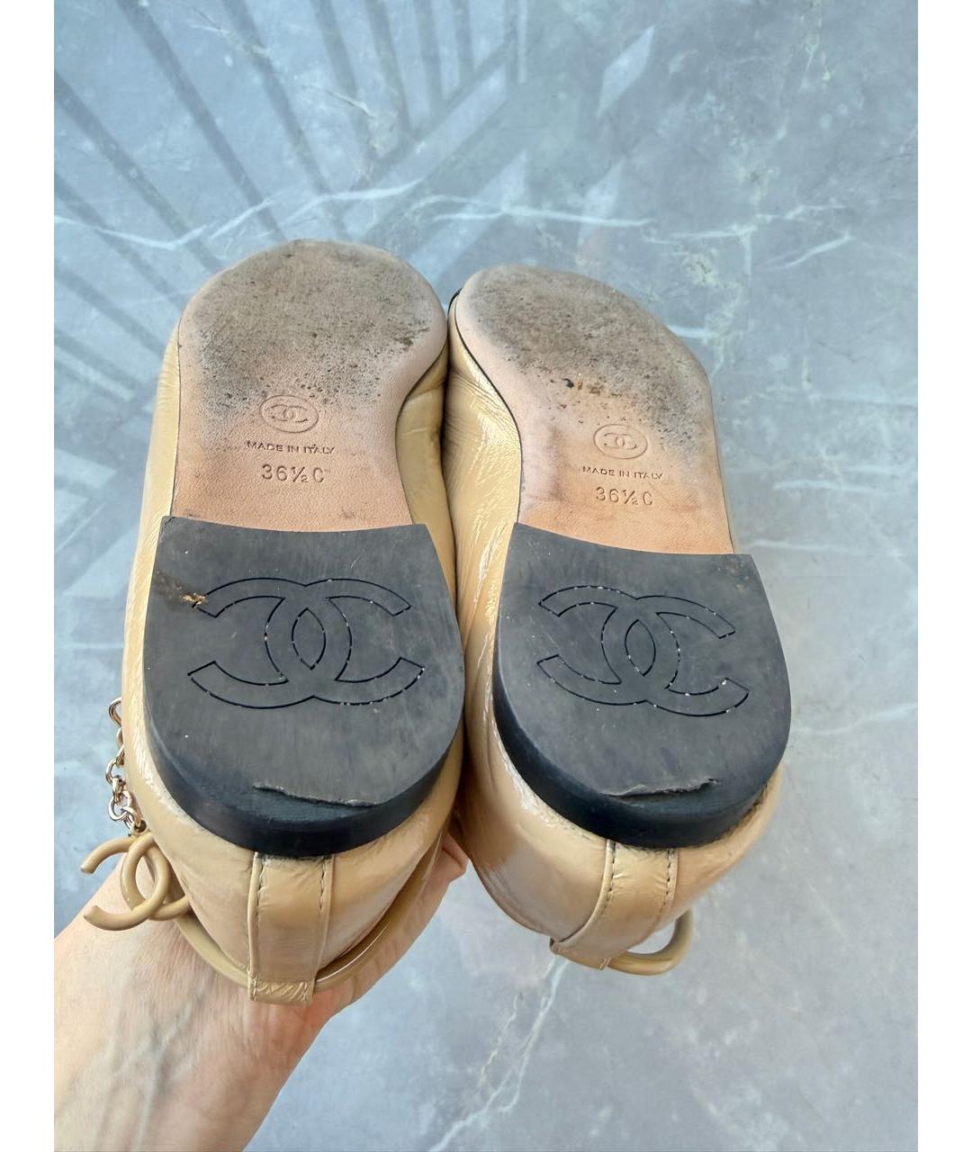 CHANEL Бежевые кожаные балетки, фото 6